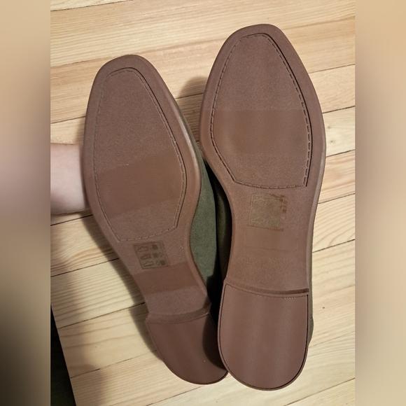 Market & Spruce Olive Loafers - Picture 5 of 6